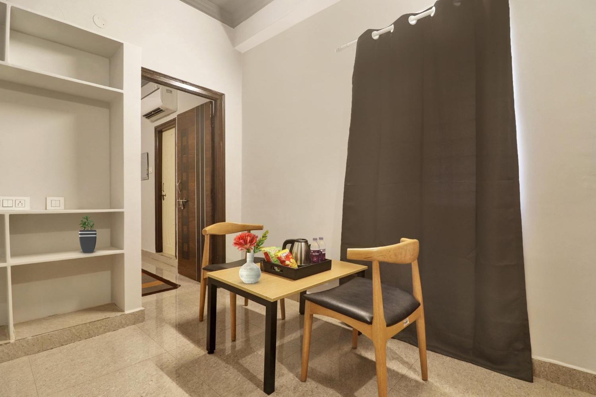 ホテル Super Townhouse Rcc Blizz Kondapur  エクステリア 写真