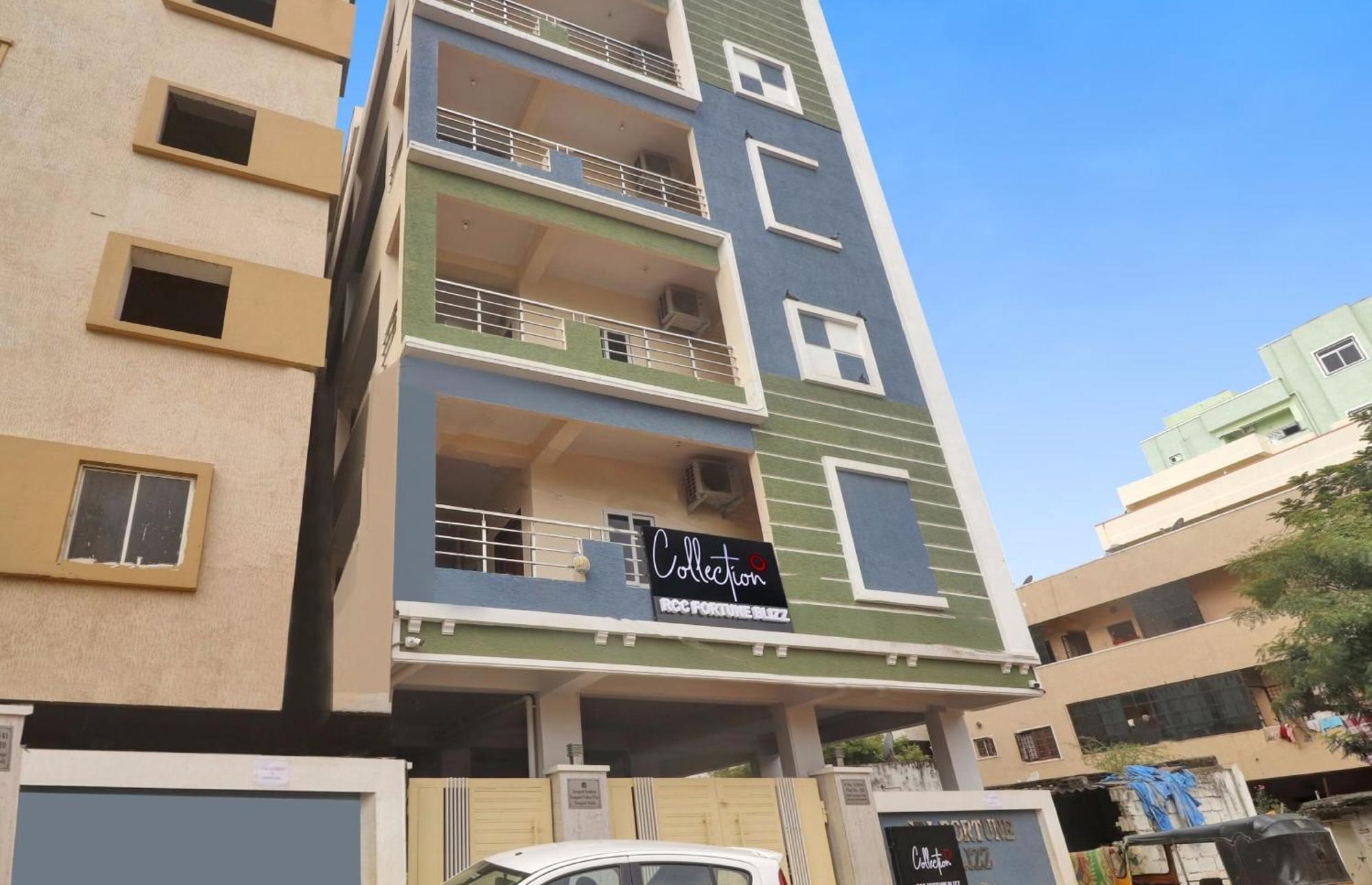 ホテル Super Townhouse Rcc Blizz Kondapur  エクステリア 写真