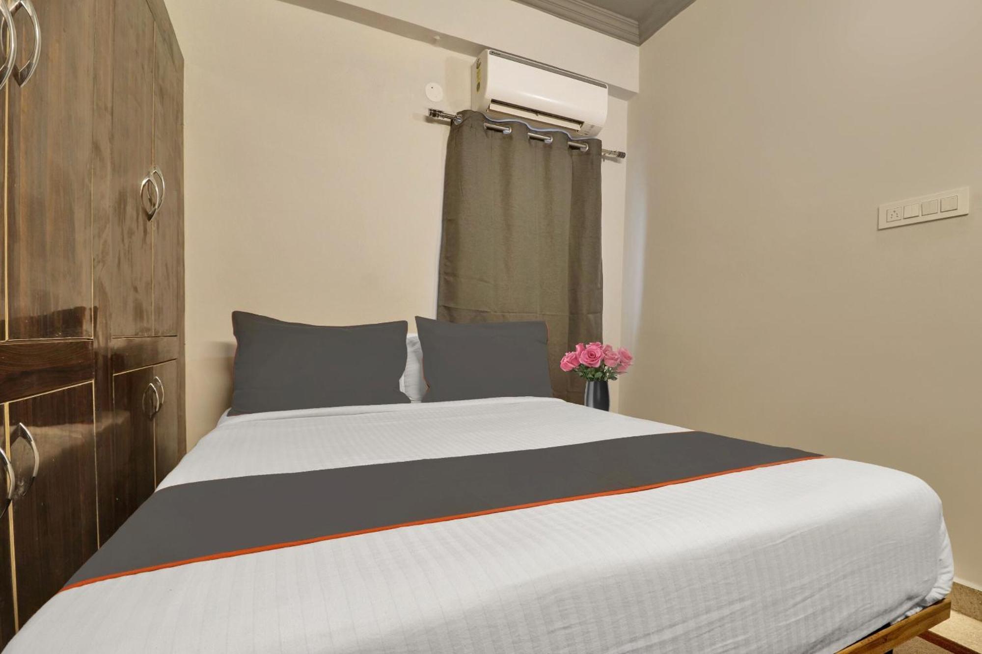 ホテル Super Townhouse Rcc Blizz Kondapur  エクステリア 写真