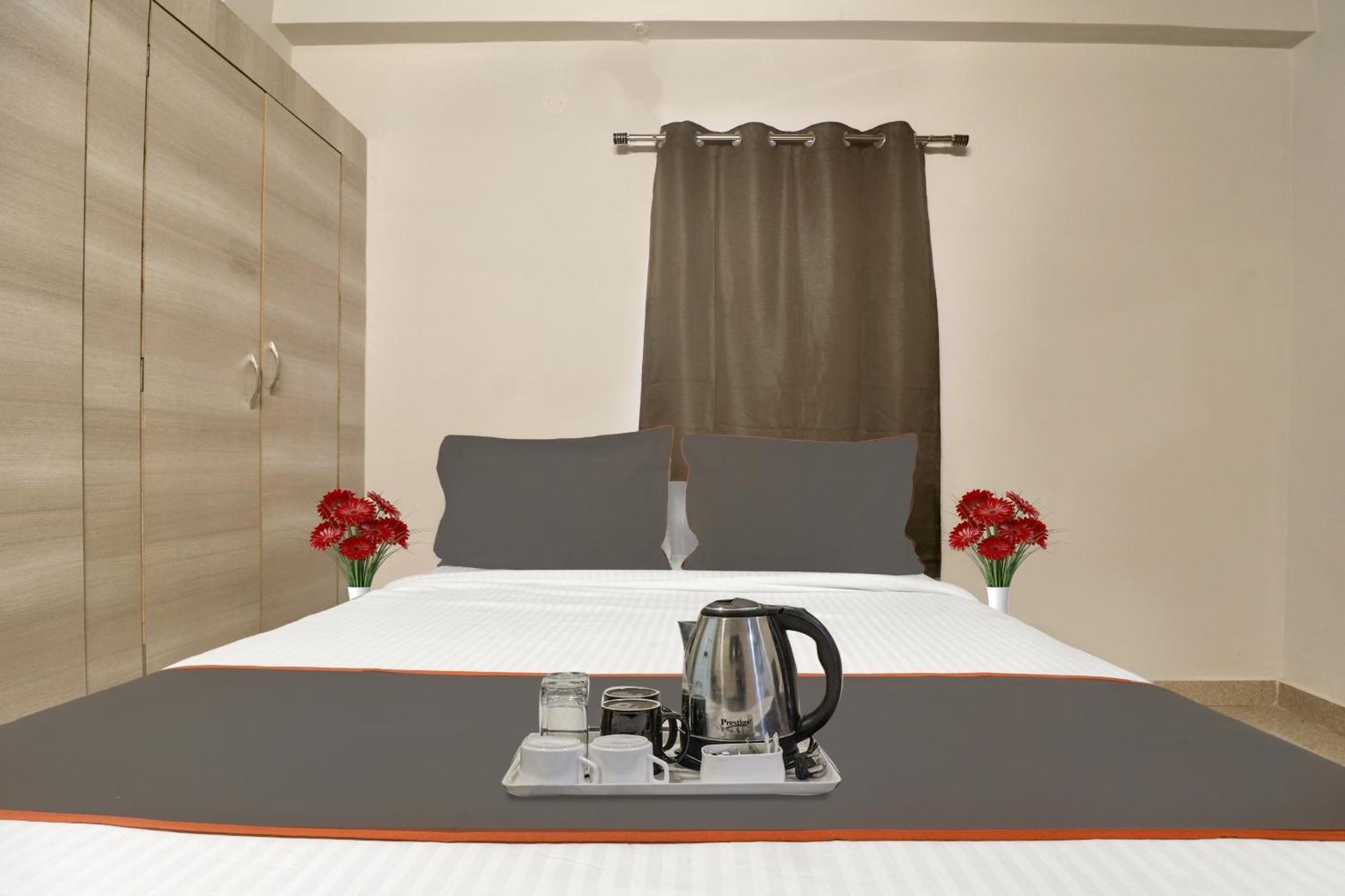 ホテル Super Townhouse Rcc Blizz Kondapur  エクステリア 写真